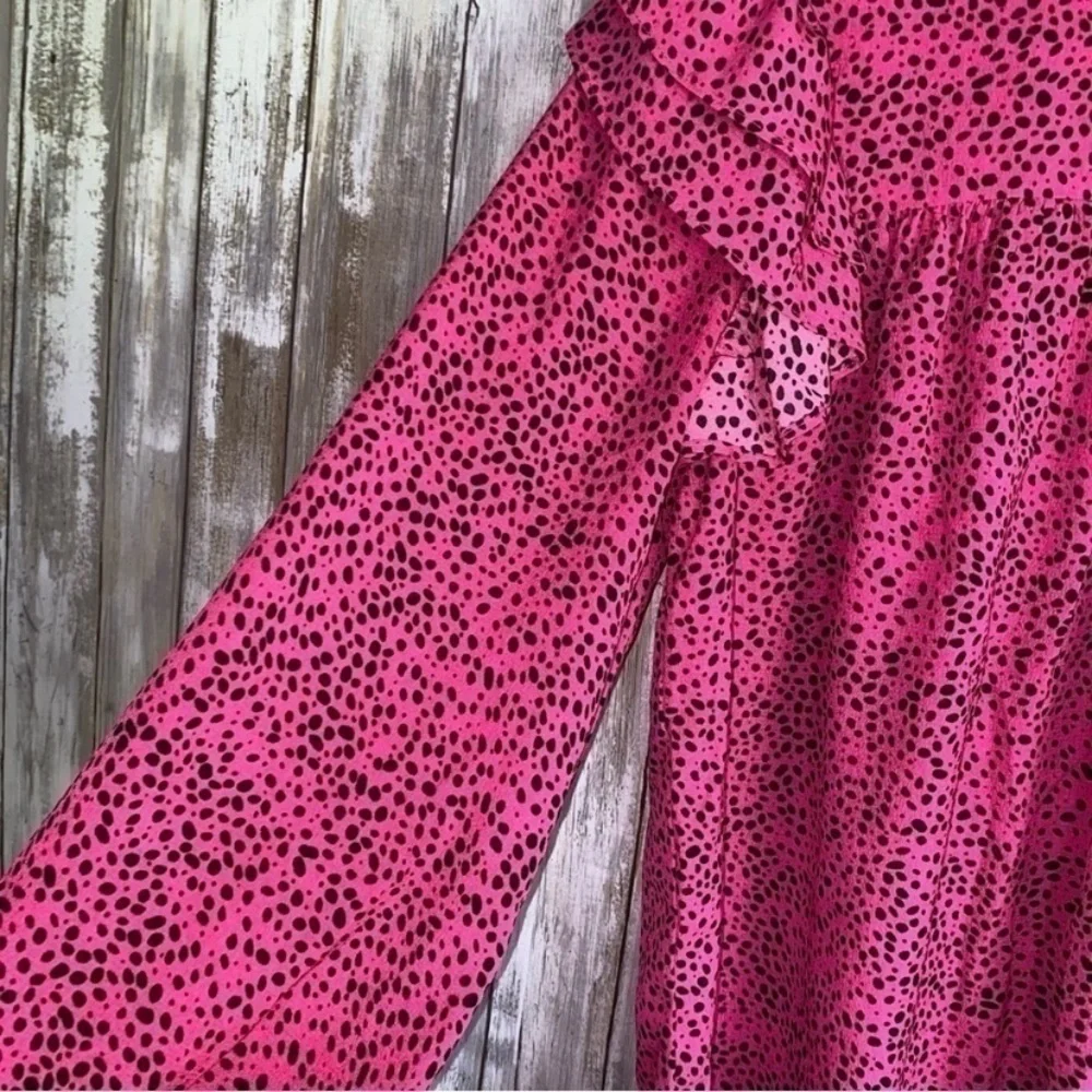 Jodifl Pink Dot Blouse - Picture 4 of 5